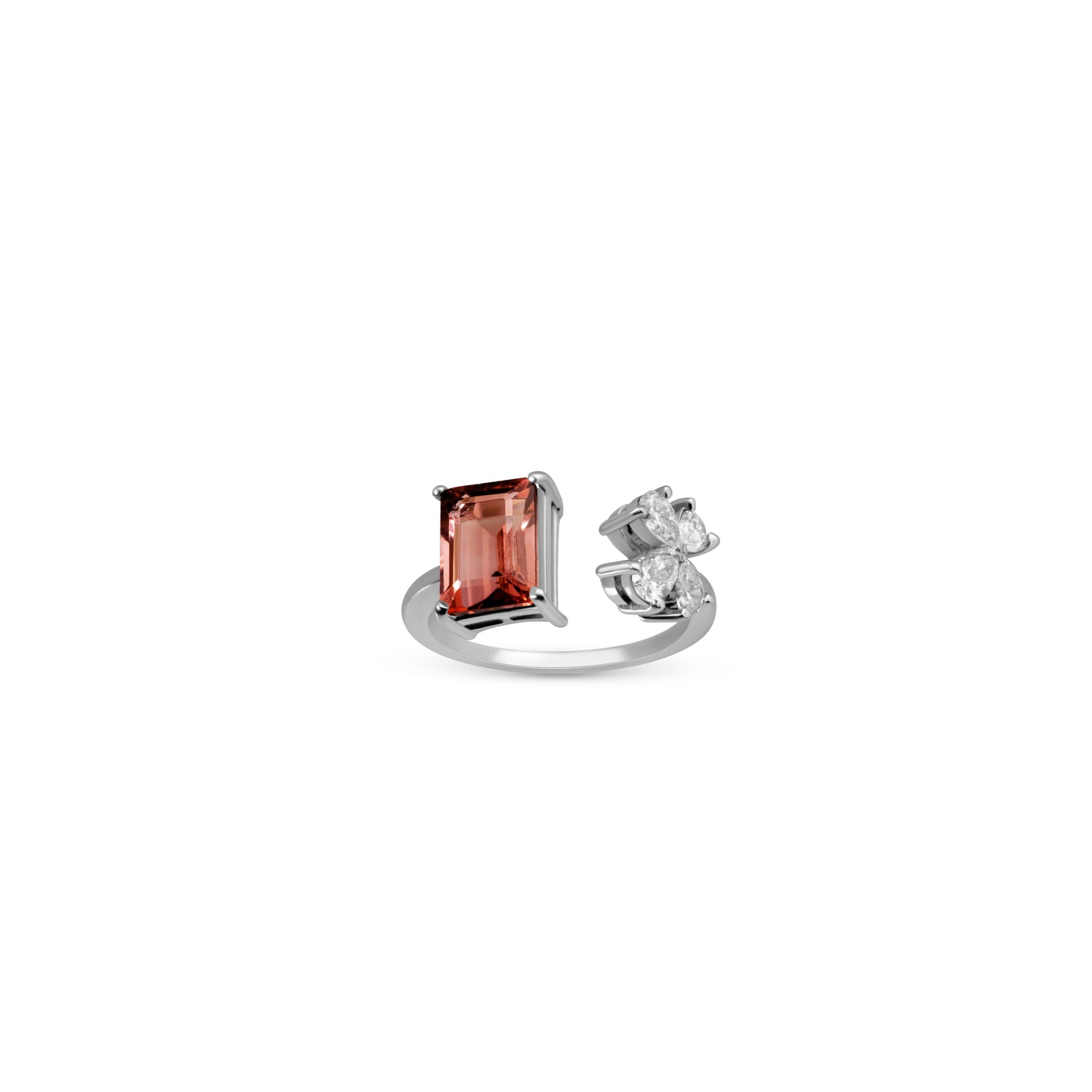 CLASSIC CLOVER LEAF GARNET RING