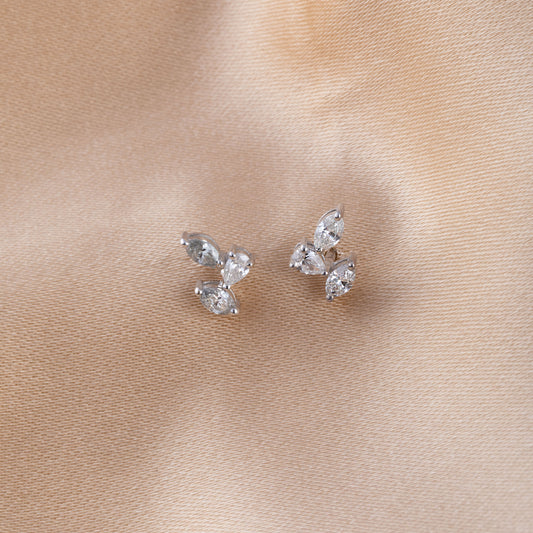 PEAR CUT SPARKLE EARRING STUD